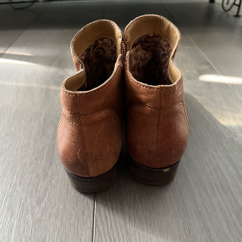 Lucky Brand Leather Boots Women - Picture 4 of 8